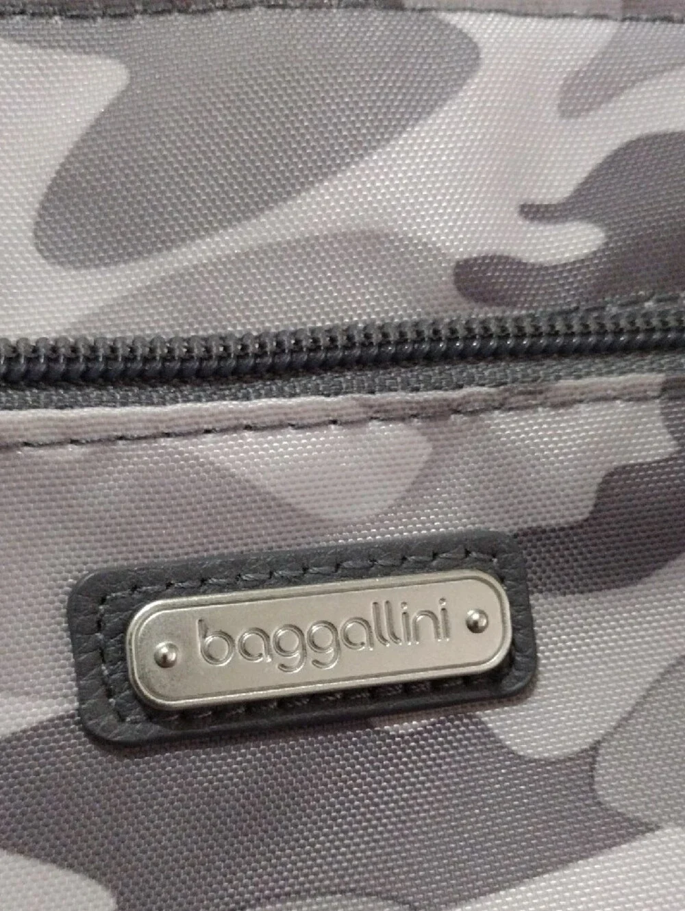 Baggallini stylish camo